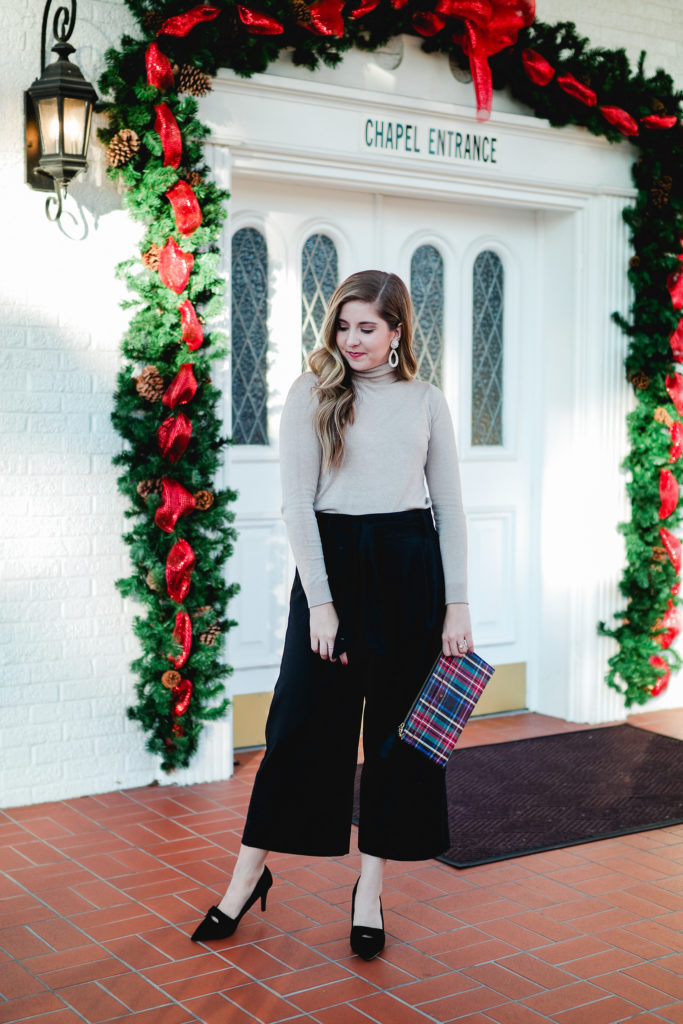 What To Wear for Christmas Eve - Thrifty Pineapple