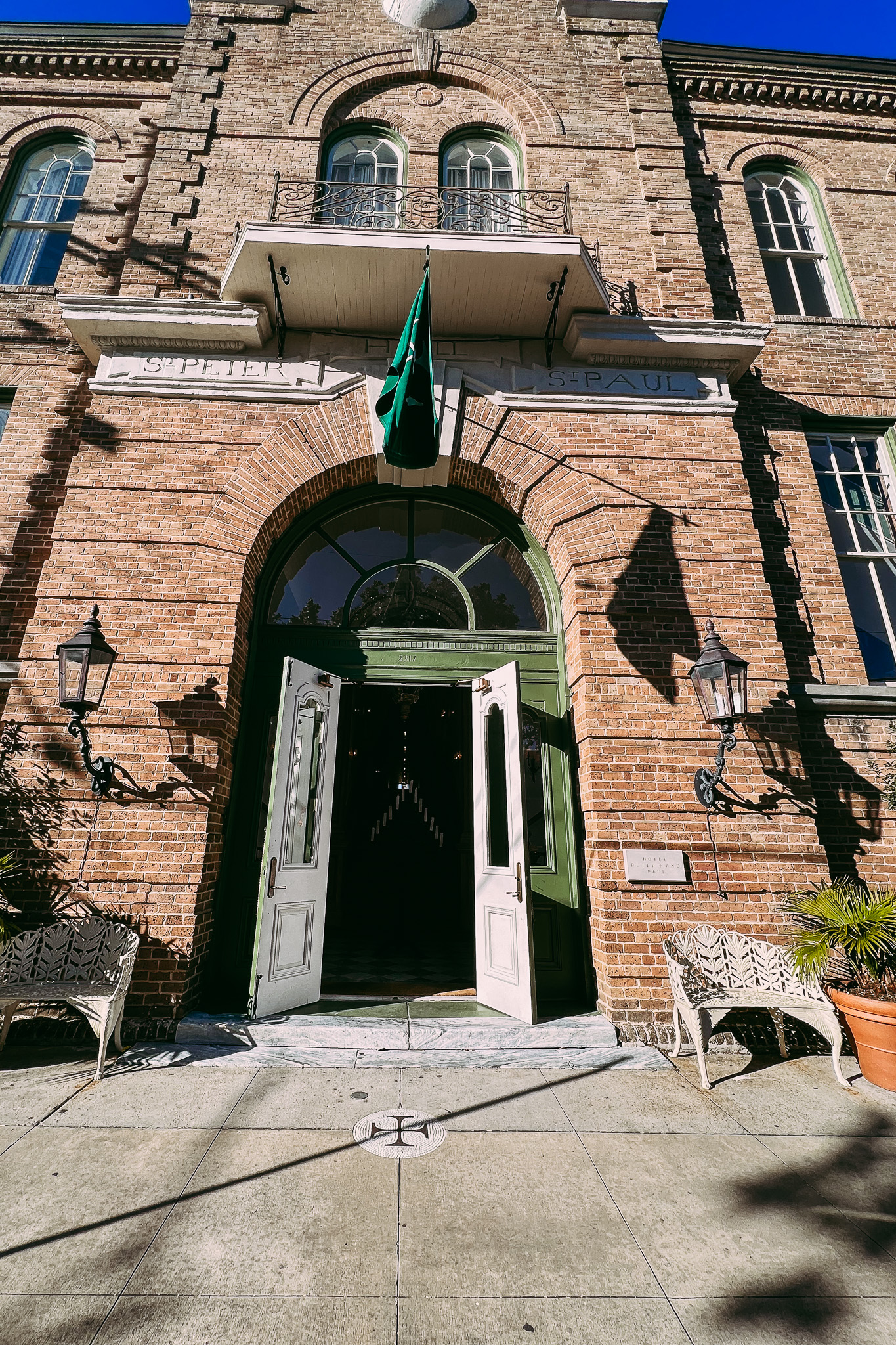 A Weekend Getaway to New Orleans A Travel Guide for NonPartiers